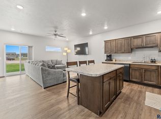 6123 S Alki Pl, Sioux Falls, SD 57108