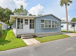 257 Pinewood Dr, Eustis, FL 32726