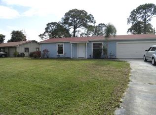 582 NW Sherbrooke Ave, Port Saint Lucie, FL 34983