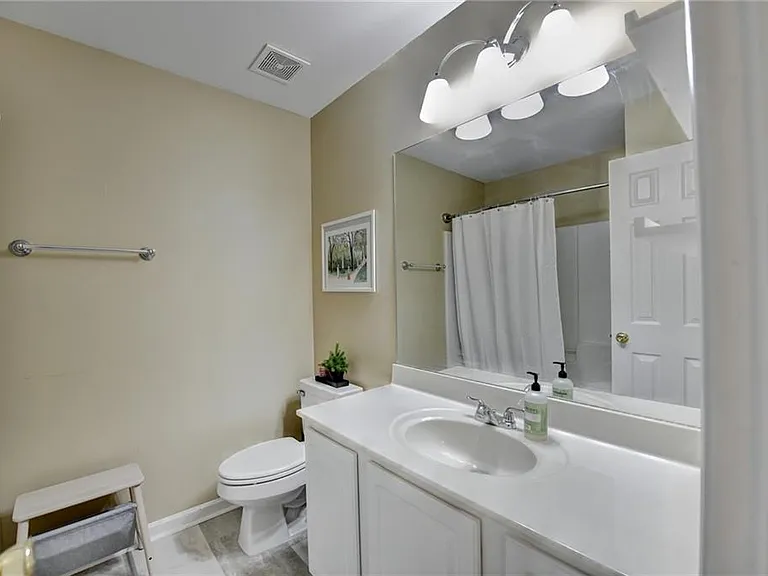 2172 Woodbriar Dr — Photo 34