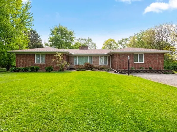 13720 S Durkee Rd, Grafton, OH 44044