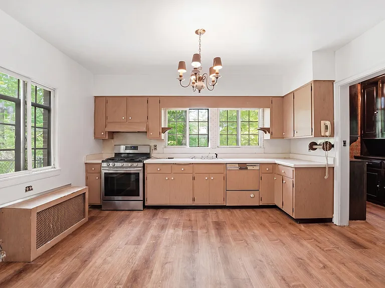 3107 Dato Ave — Photo 5