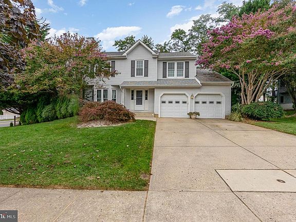 5th image of 1500 Fountain Glen Dr