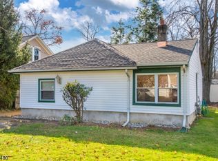 33 Shore Rd, Wayne, NJ 07470