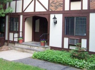 21B Foxwood Dr #21-B, Morris Plains, NJ 07950