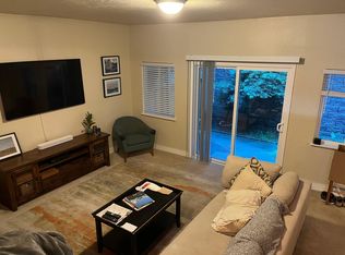 305 Sycamore St #K1, Pacifica, CA 94044