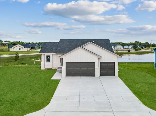 1117 W Trek Cir, Goddard, KS 67052