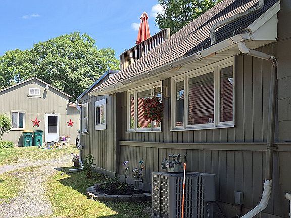 5th image of 7023-7 Lake Ave