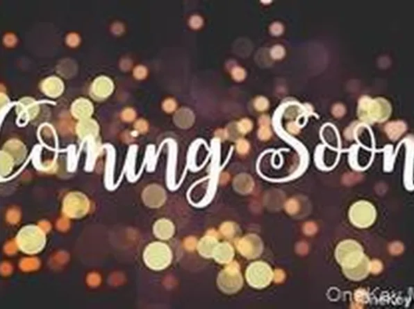 11 Mid Place, Bohemia, NY 11716