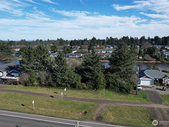 2nd image of 466 Point Brown Avenue NE