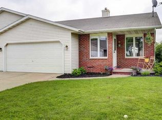 1283 N Franco Ct, De Pere, WI 54115