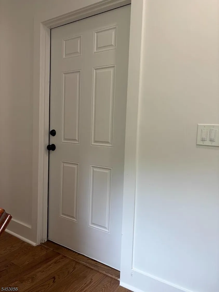 2 bed, 1.0 bath, 664 sqft, $3,250 — Photo 3