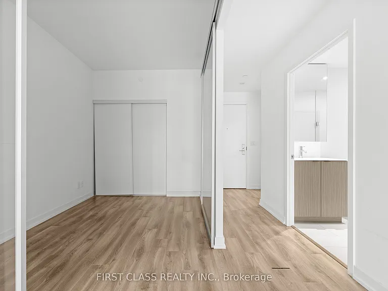20 Edward St #1309 — Photo 20