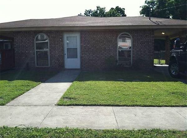 2nd image of 2726 Fayette St