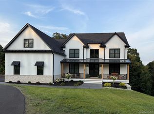 4 Roundhill Road, Hopewell Junction, NY 12533