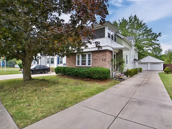 572 Beach Rd, Cheektowaga, NY 14225