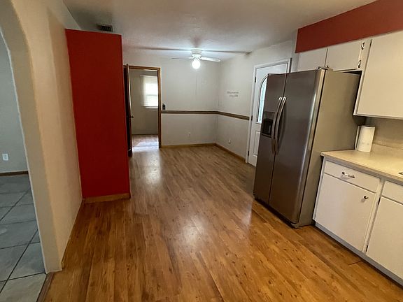 5th image of 1706 NW 5th St