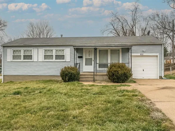 9721 Gloucester Dr, Saint Louis, MO 63137