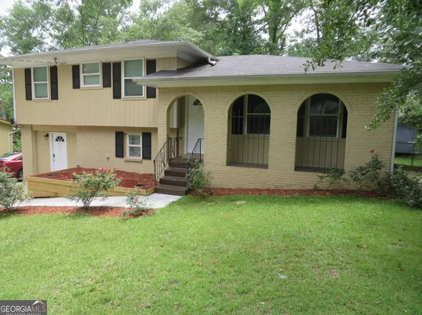 3755 Cedar Hurst Way, Atlanta, GA 30349