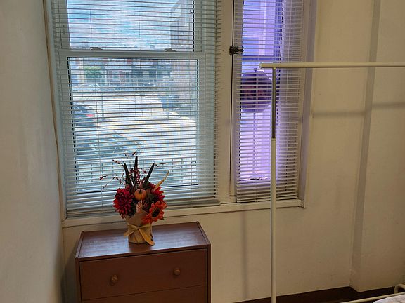 The Sweet Lil Pear Bedroom