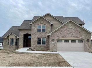 20077 Dovetail Dr, Brownstown, MI 48183