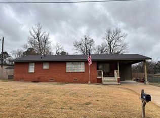 702 Elaine St, Henderson, TX 75654