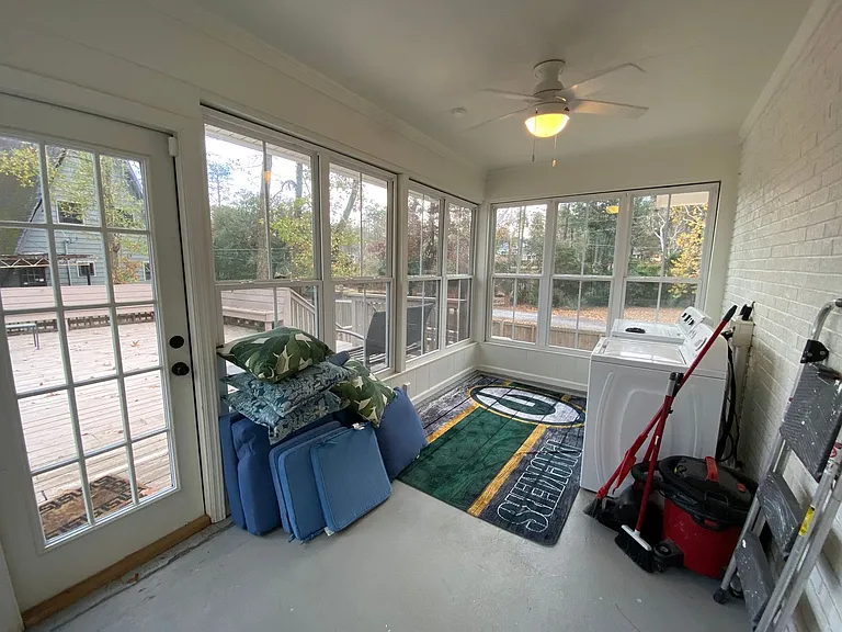 264 E Vineland Rd — Photo 13
