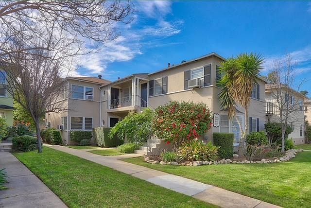 1st image of 956 W Glenoaks Blvd #1/2