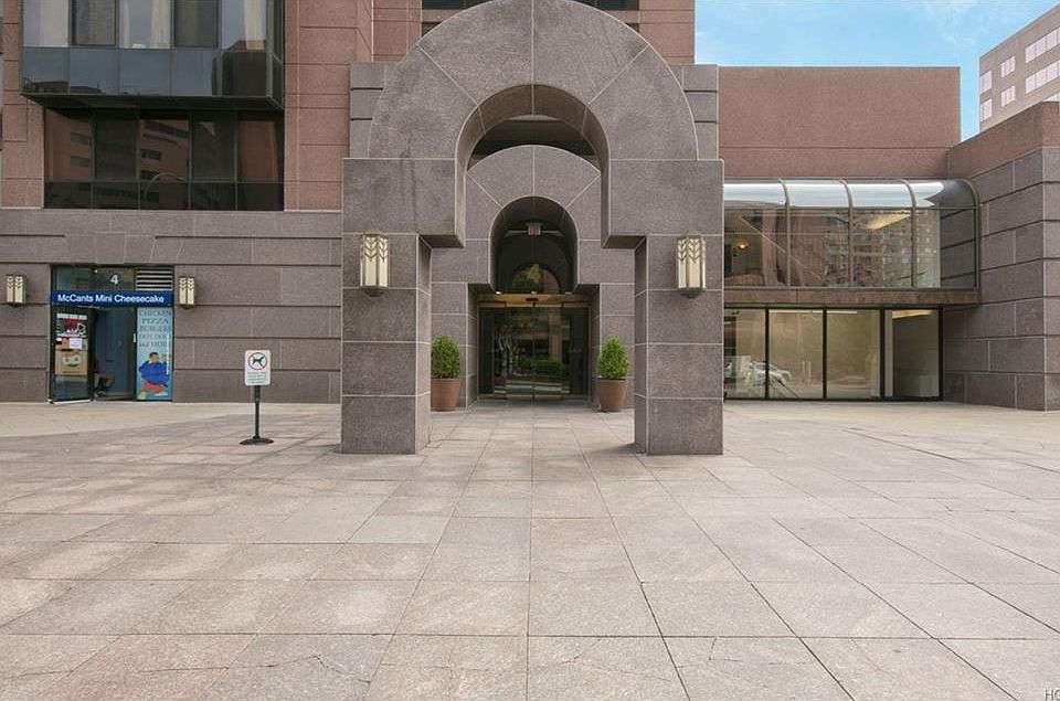1st image of 4 Martine Ave APT 1504