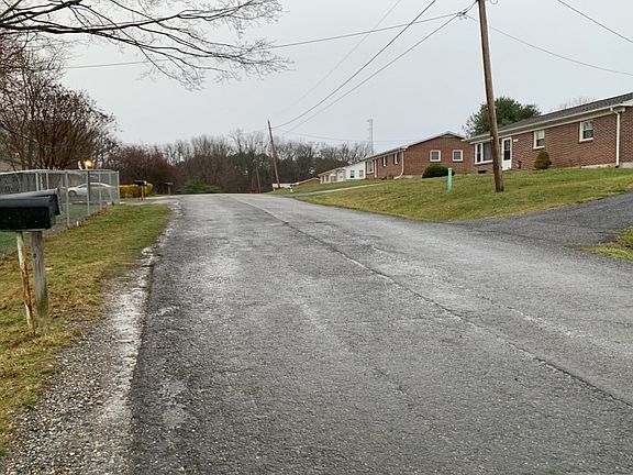 4th image of 5644 Rolling Hills Dr
