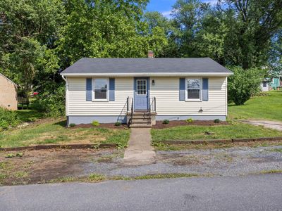 111 Church St, Broadway, VA, 22815