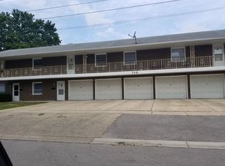 110 S Main St APT 3, Montgomery, IL 60538