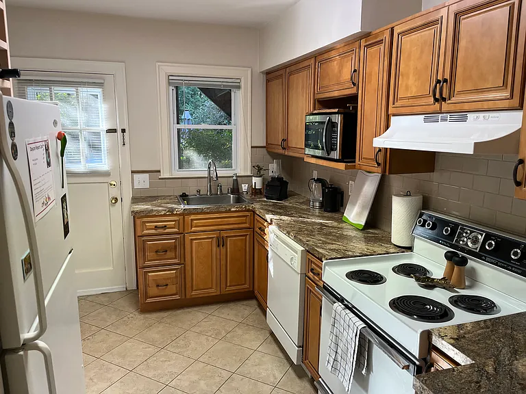 324 Duke Rd #1 — Photo 8