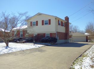 9502 Idlewood Ct, Louisville, KY 40291