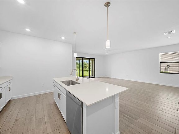 4th image of 14279 Winding Cedar Way