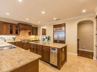 2267 Silverstar St, Simi Valley, CA 93065