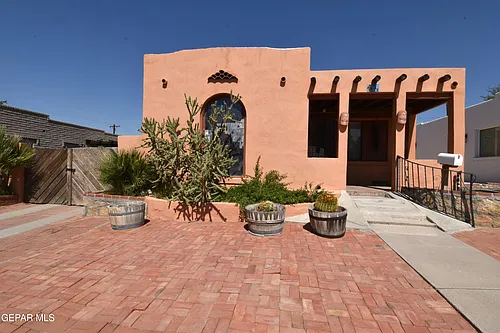 515 Gregory Ave Photo 1
