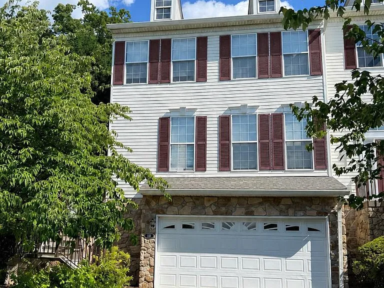 116 Fringetree Dr — Photo 1