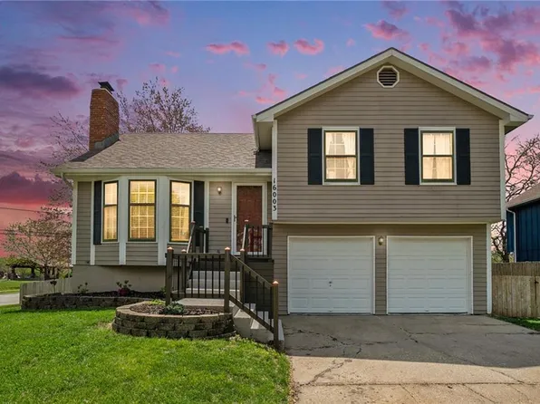 16003 W 154th Ter, Olathe, KS 66062