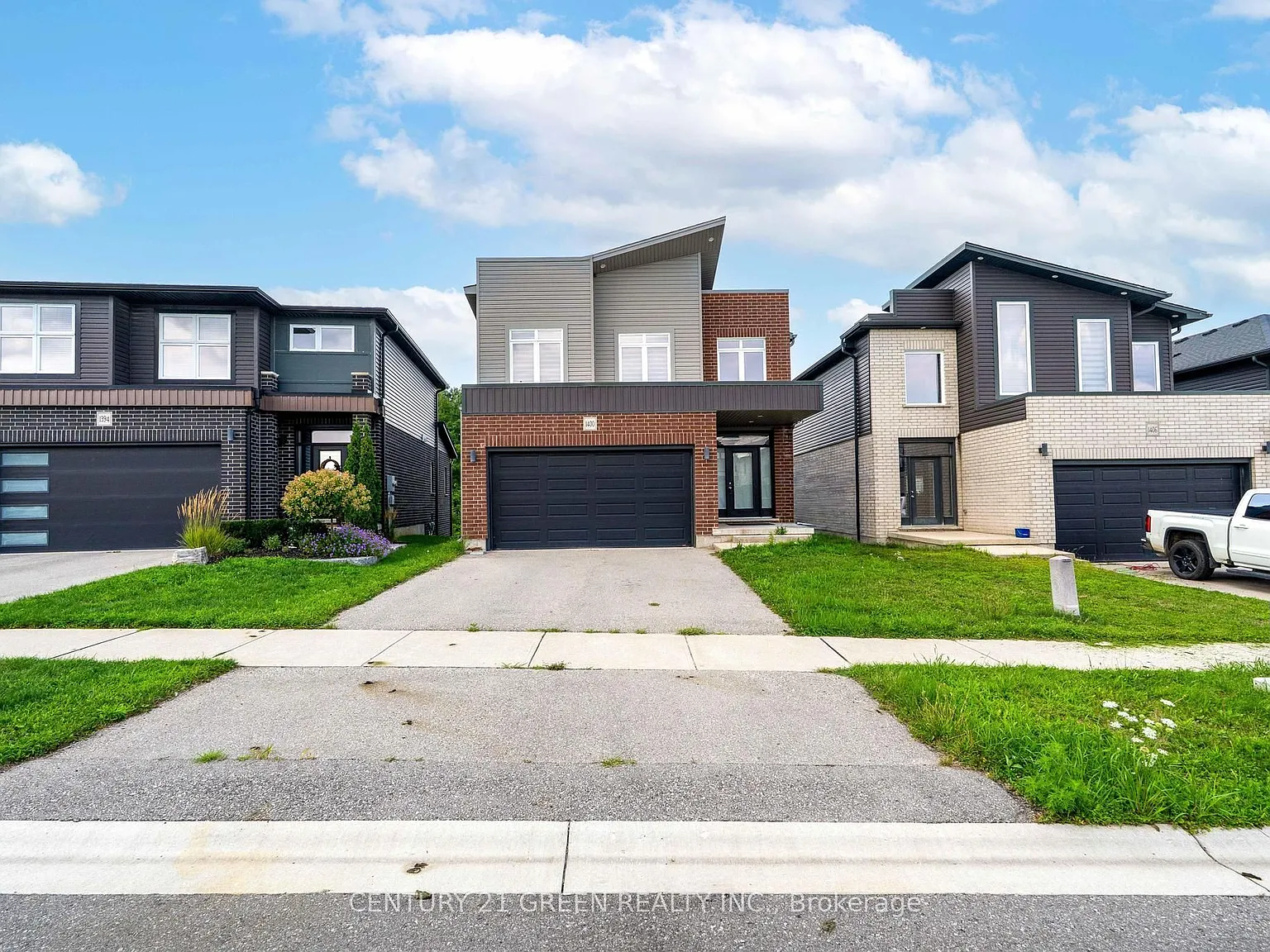 4 bed, $2,800 — Photo 4