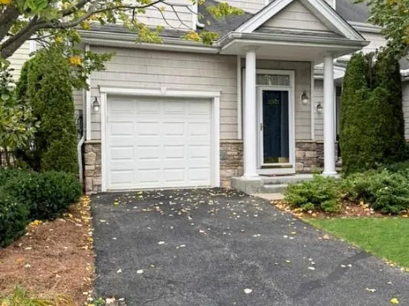 2003 Half Moon Bay Dr, Croton On Hudson, NY