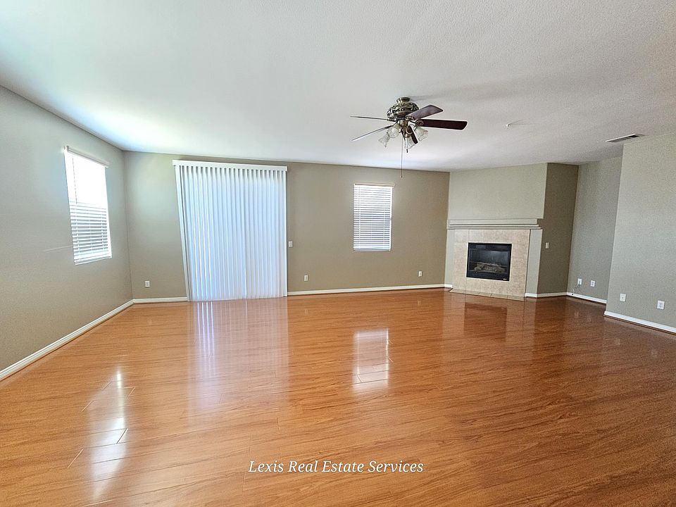 1st image of 12515 Dulce St