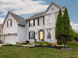 3521 Creek Meadows Dr, Pickerington, OH 43147