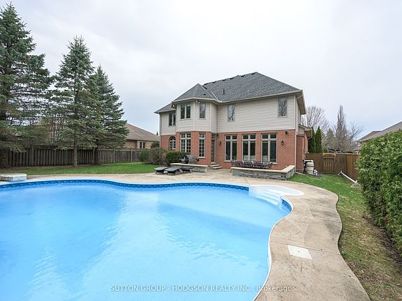4th image of 903 Manchester Rd