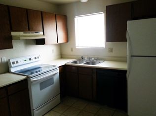 905 Bridgewater St, Las Vegas, NV 89110