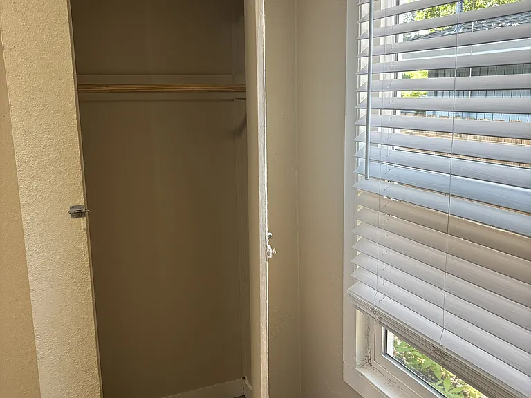 6200 SE 103rd Ave #3 — Photo 7