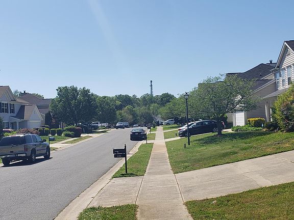 4th image of 5100 Stowe Derby Dr