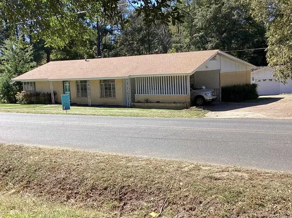 409 Gulley St, Farmerville, LA 71241