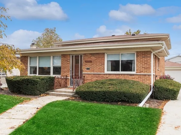 8817 Oak Park Ave, Morton Grove, IL 60053