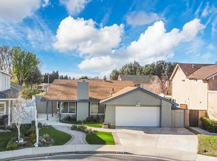 2213 N Century Pl, Simi Valley, CA 93063